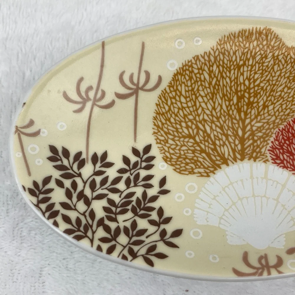 VTG MCM Pedastal Sea Coral Soap Dish Japan 5.5”